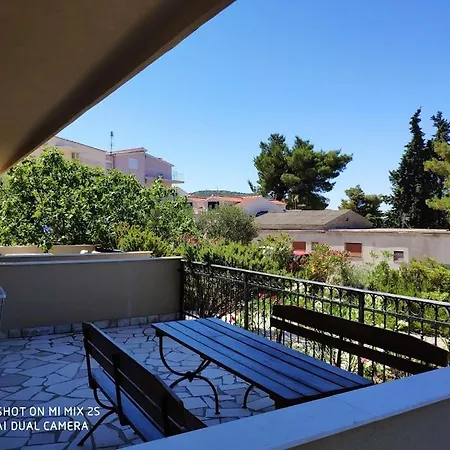 Apartment Dupin