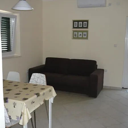 Apartment Dupin *